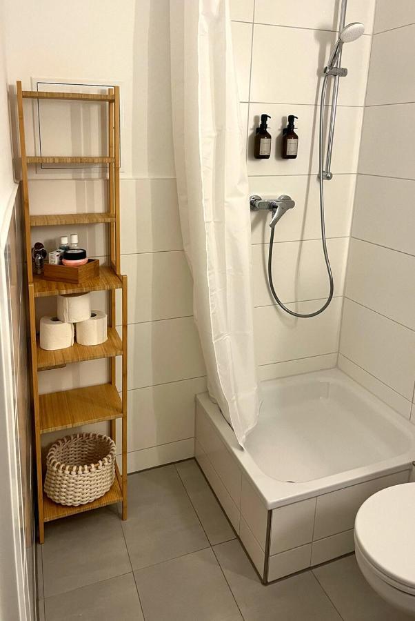 Appartement Le-Host à Leipzig Extérieur photo