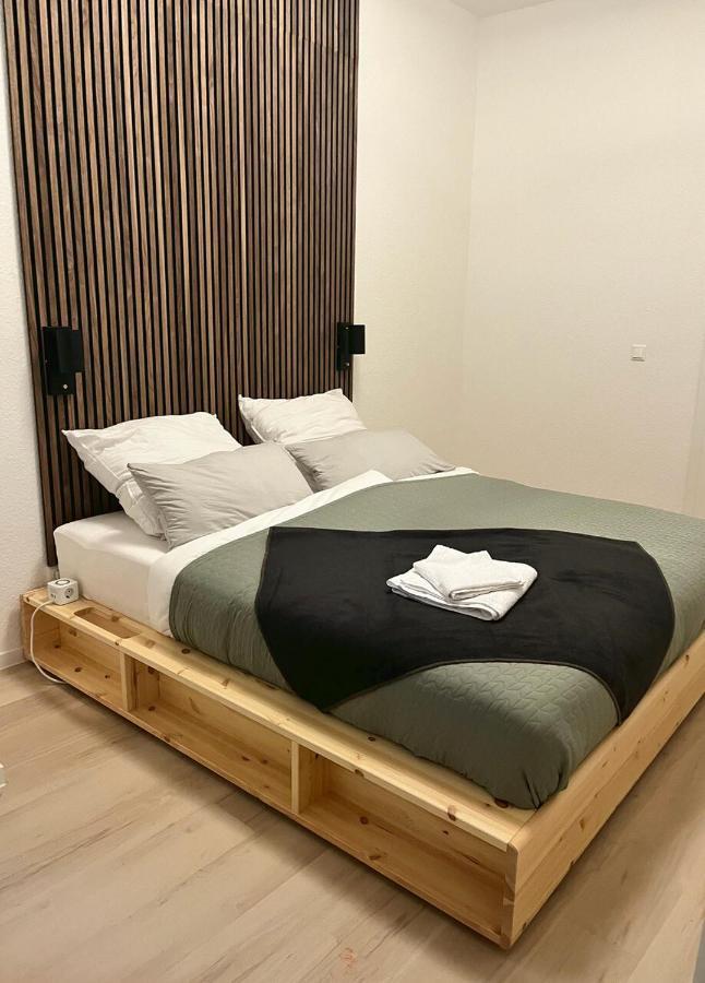 Appartement Le-Host à Leipzig Extérieur photo
